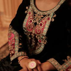 Zehra Velvet Black Kurta Set