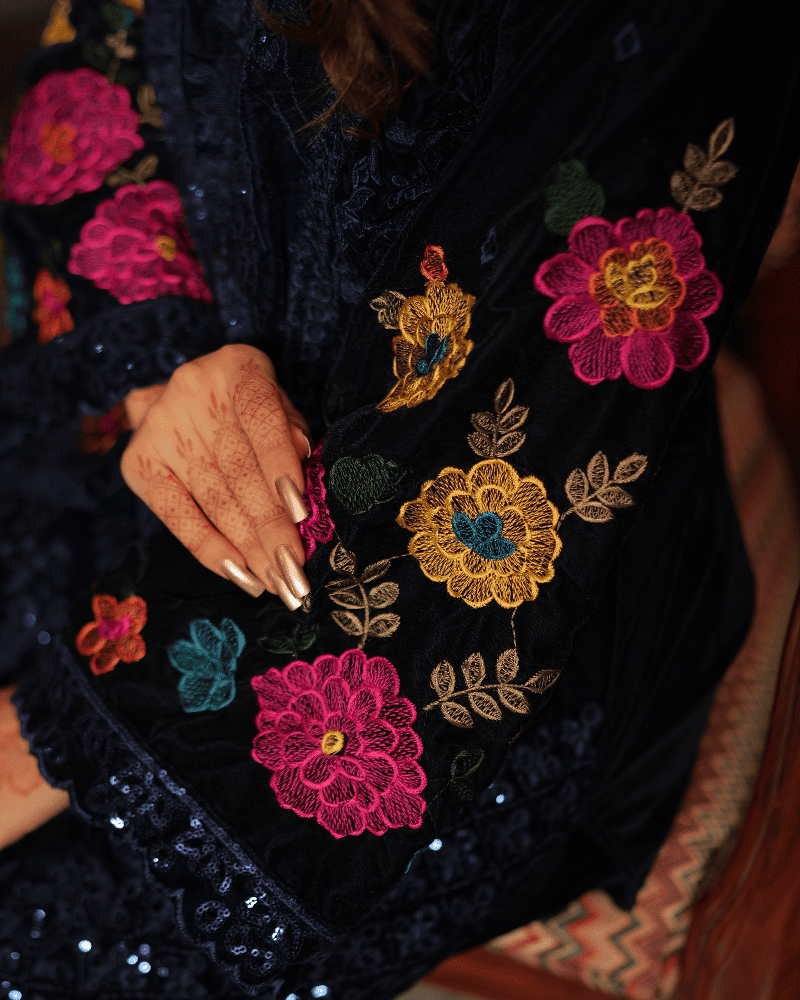 Saanjh Velvet Royal Blue Kurta Set