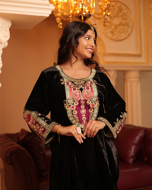Zehra Velvet Black Kurta Set