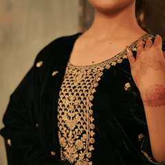 Yasmin Velvet Bottle Green Kurta Set