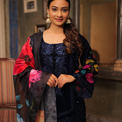 Saanjh Velvet Royal Blue Kurta Set