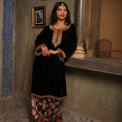 Amara Velvet Black Palazzo Set