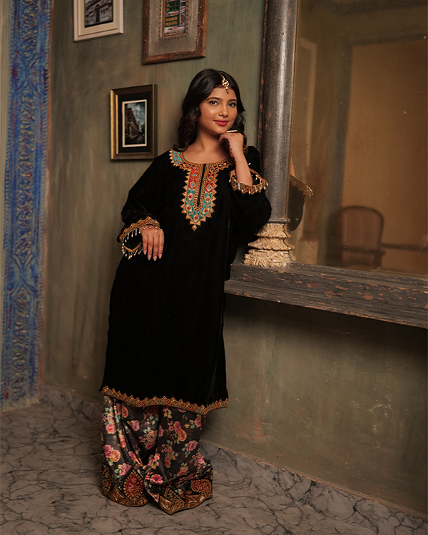 Amara Velvet Black Palazzo Set
