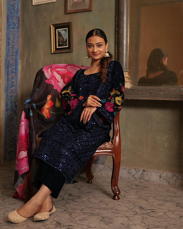 Saanjh Velvet Royal Blue Kurta Set