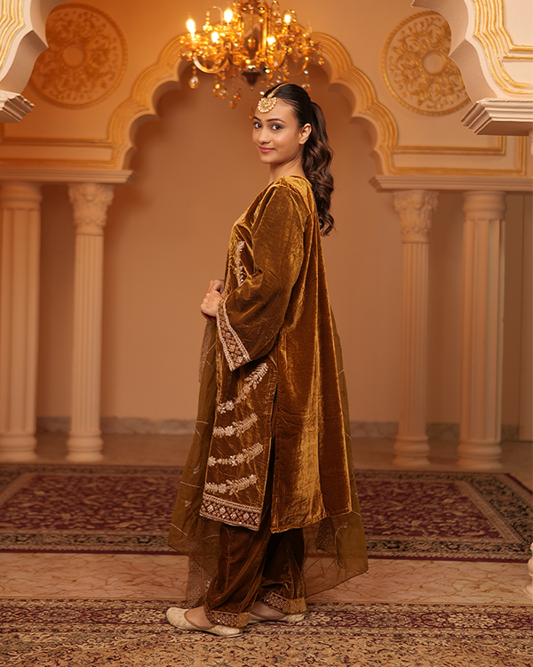 Safaa Velvet Mustard Kurta Set