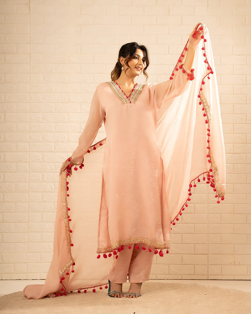 Inayat Tissue Blush Pink Kurta Set