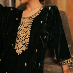 Yasmin Velvet Bottle Green Kurta Set